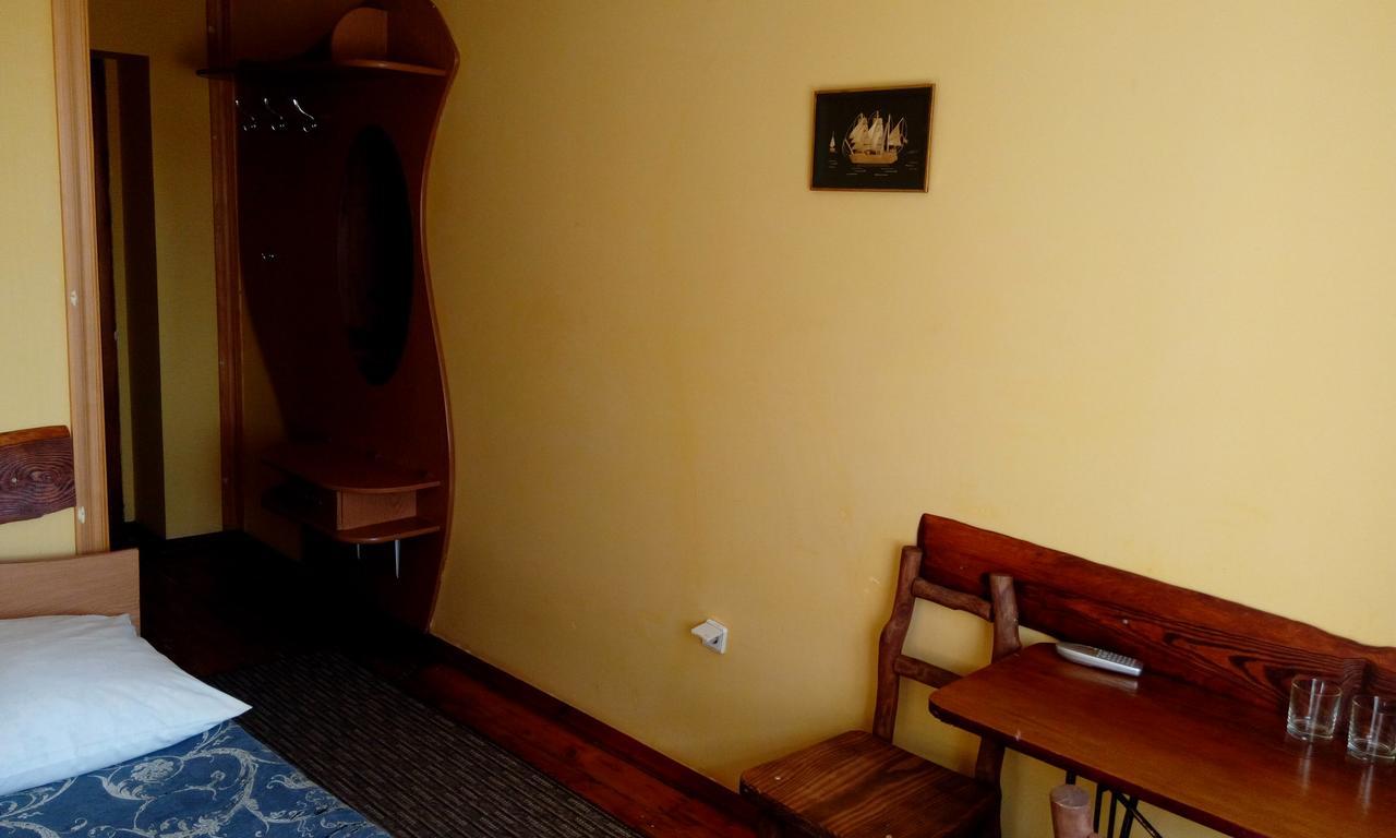 Maetok 4 Pidkovy Motel Podbereztsy Exterior photo